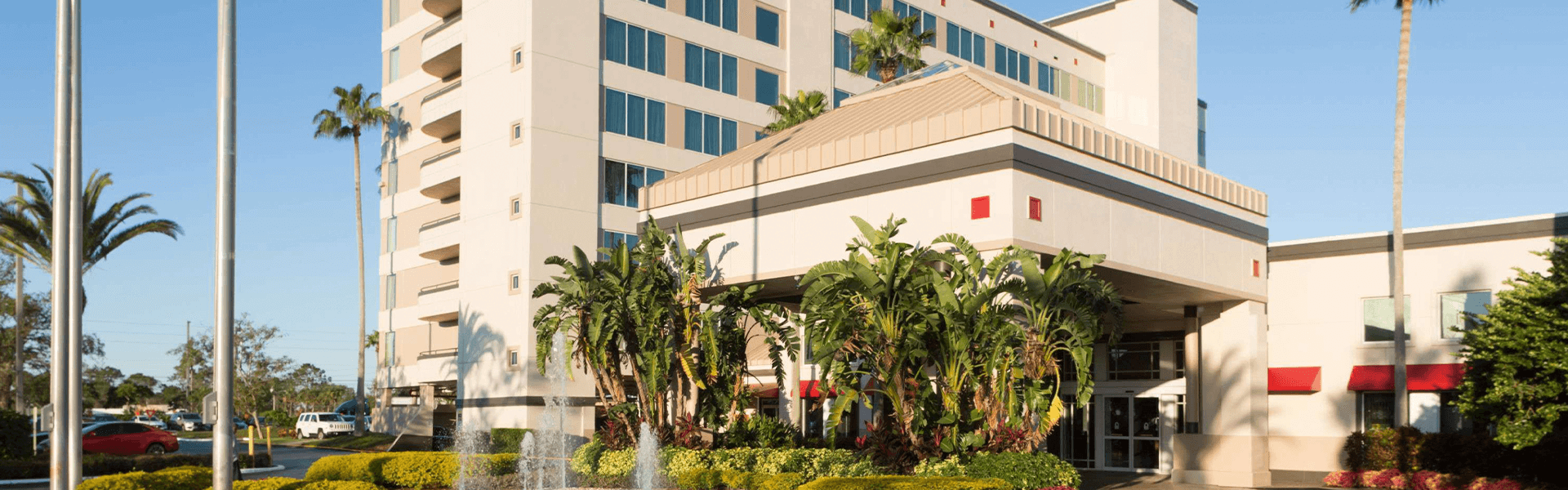 portada Hotel Ramada